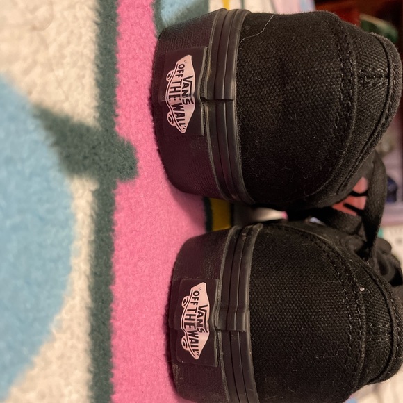 black vans - Picture 3 of 3